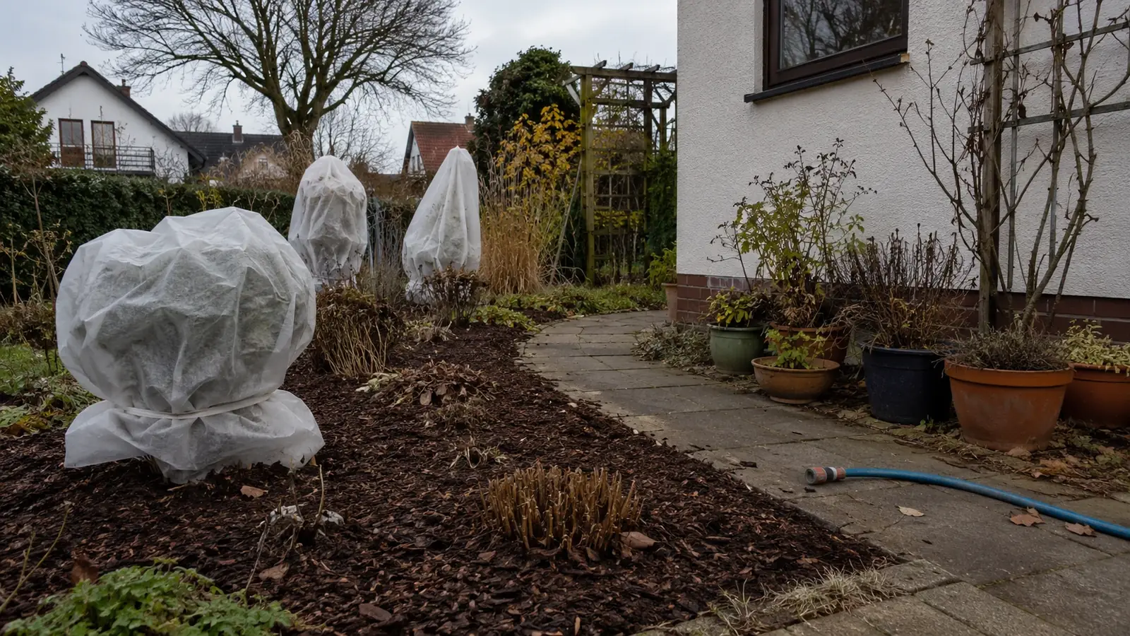 Garten winterfest machen